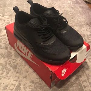 Women’s Nike Air Max Thea